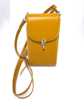 Load image into Gallery viewer, Country Club Clutches