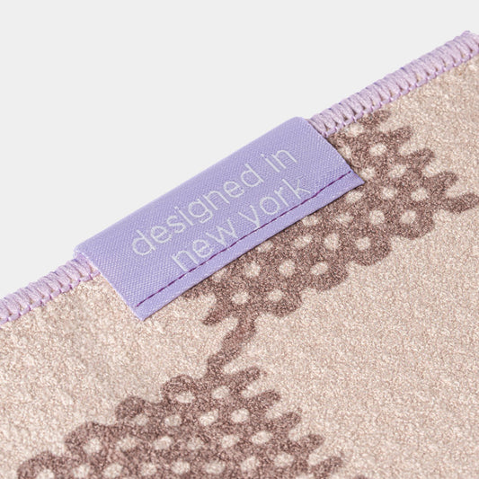 5th Ave Fabric | Checkered Magnetic Golf Towel