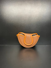 Load image into Gallery viewer, Barrel Drinking Skeleton Magnetic Headcover