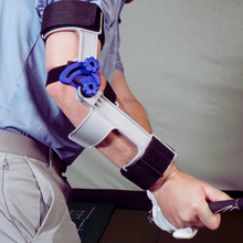 Load image into Gallery viewer, Right Angle V2 Golf Swing Elbow Brace – Backswing Trainer for Trail Arm Position