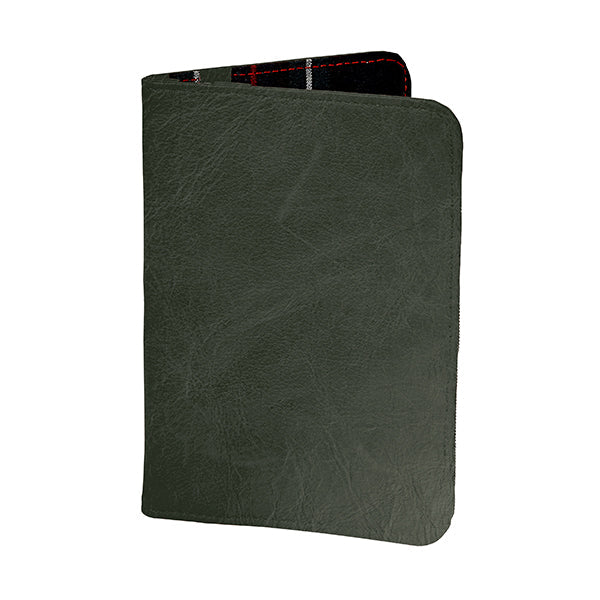 Classic Scorecard Holder in Pull-Up Leather