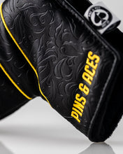 Load image into Gallery viewer, Black/Gold Ace of Spades - Blade Putter Cover
