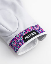 Load image into Gallery viewer, Premium Tour Glove - Vivid Camo
