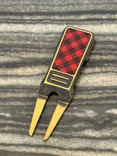 Load image into Gallery viewer, Tyson Lamb Crafted Lumberjack Divot Tool
