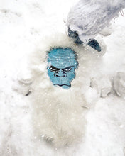 Load image into Gallery viewer, Yeti - Driver Cover
