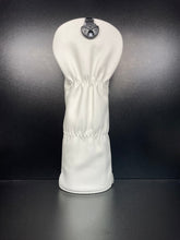 Load image into Gallery viewer, Tropical Floral Print Headcover 2.0
