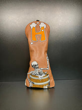 Load image into Gallery viewer, Barrel Drinking Skeleton Magnetic Headcover
