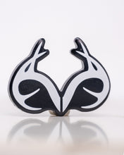 Load image into Gallery viewer, Real Tree Antlers Ball Marker
