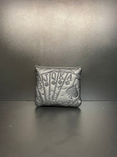 Load image into Gallery viewer, Blackout Royal Flush Headcover
