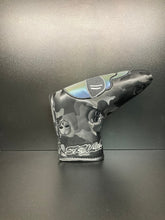Load image into Gallery viewer, Skulls Headcover
