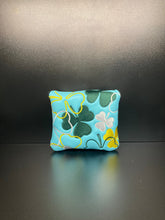 Load image into Gallery viewer, Clover Headcover

