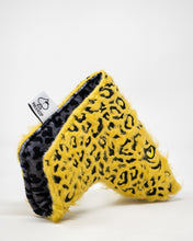 Load image into Gallery viewer, Leopard - Blade Putter Cover
