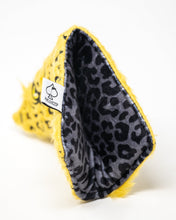 Load image into Gallery viewer, Leopard - Blade Putter Cover

