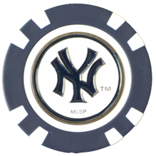 Load image into Gallery viewer, Officially Licensed New York Yankees Poker Chip Ball Marker
