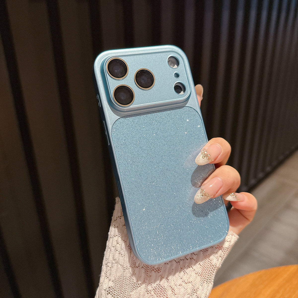 iPhone Luxury Glitter Case with Lens Protector – iPhone 17 / 16 / 15 / 14 / 13