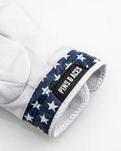 Load image into Gallery viewer, Premium Tour Glove - Stars
