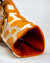Load image into Gallery viewer, Giraffe Driver Cover
