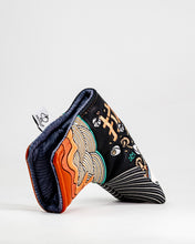 Load image into Gallery viewer, Ramen - Blade Putter Cover
