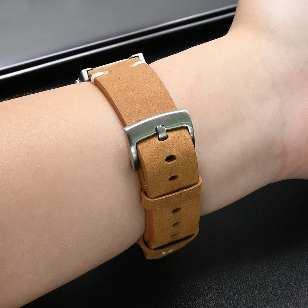 Garmin QuickFit 22/26mm Leather Band with Stitch Accents