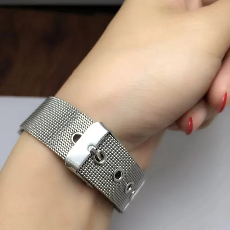 Polar Vantage, Grit X & Ignite Milanese Mesh Buckle Band, Spring Bars & Tool