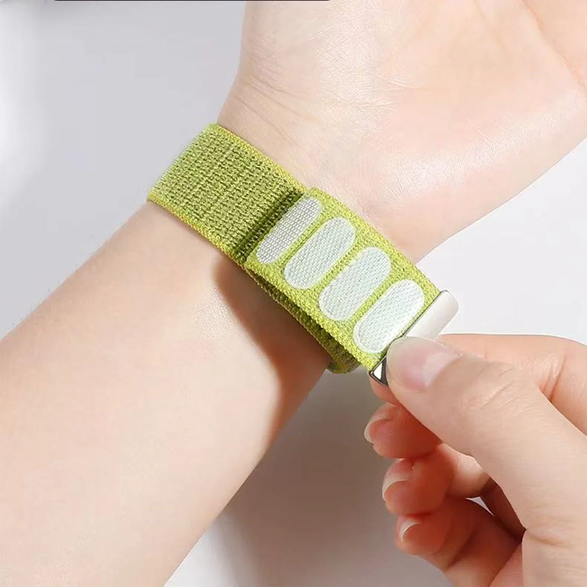 Sports Nylon Watch Band 18mm / 20mm / 22mm – Huawei & Samsung Compatible