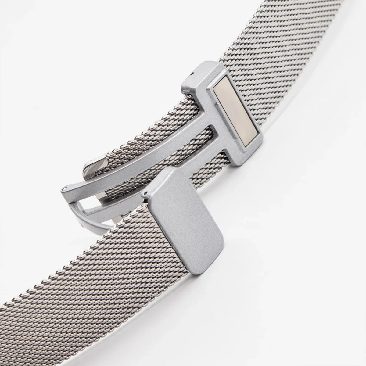 Mesh Magnetic Band for Samsung Galaxy Watch 8 & 9 / 8 Classic / Ultra 47mm – Stainless Steel