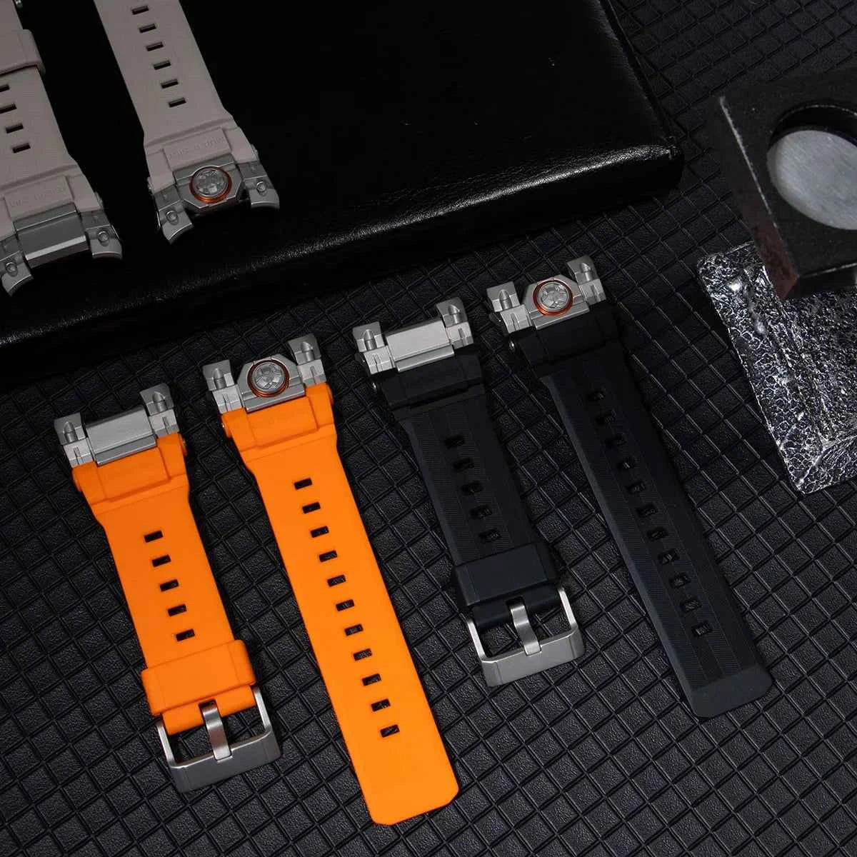 Luxury Sport Silicone Strap for Apple Watch Ultra 3/2/1 49mm