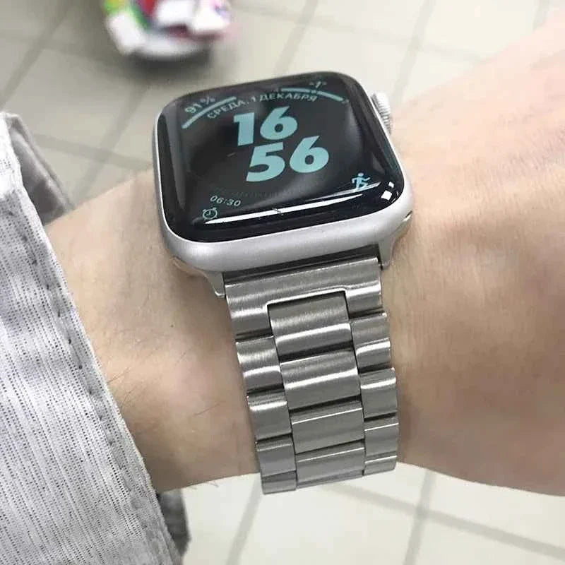 Stainless Steel Apple Watch Band – Metal Bracelet | Series 11/10/9/8/7/6/SE & Ultra 1/2/3 | 38–49mm
