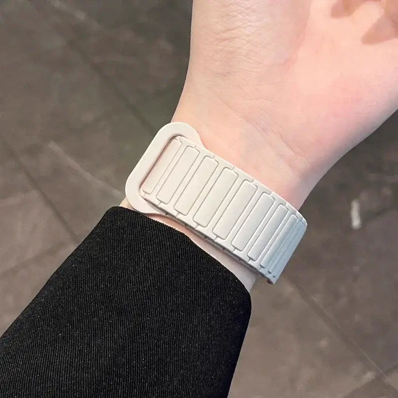 Amazfit Balance, GTR, GTS & Bip Two-Tone Magnetic Silicone Loop Band