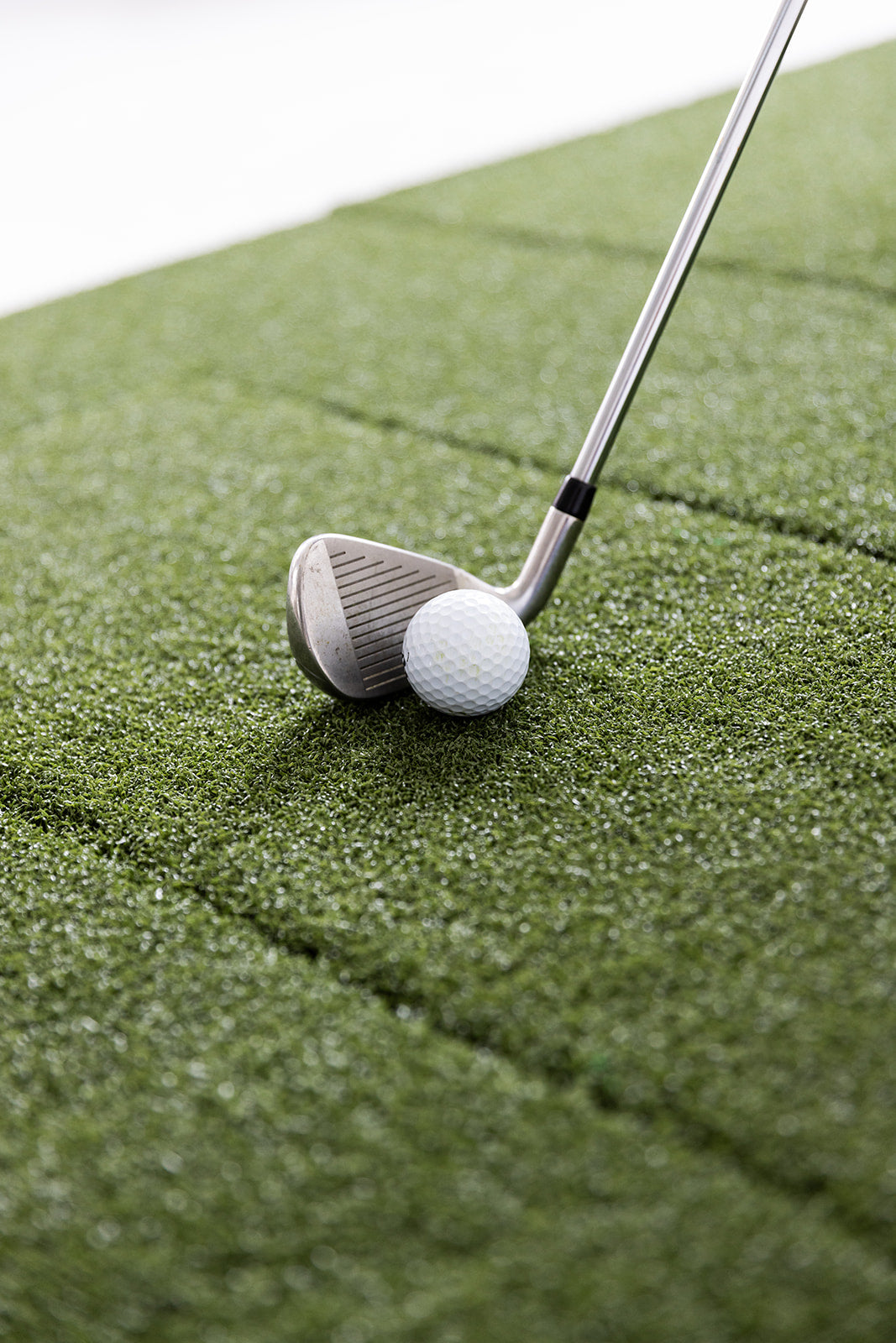Beaver Tail Pro (4ft x 5.5ft) Golf Simulator Mat