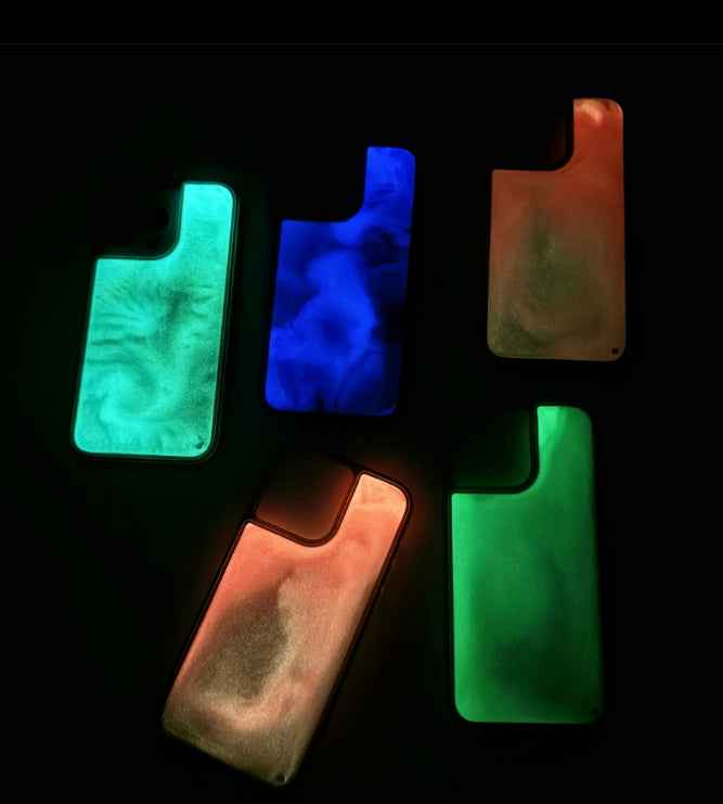 Luminous Quicksand Magnetic iPhone Case – Soft Edge Hard Back | iPhone 16/15/14/13/12