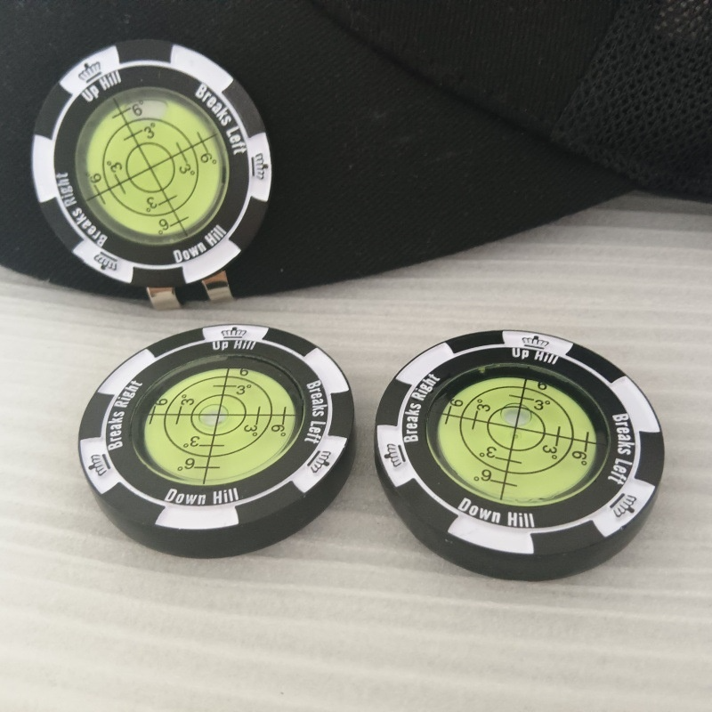 Golf green reader chip with liquid bubble level for putting practice