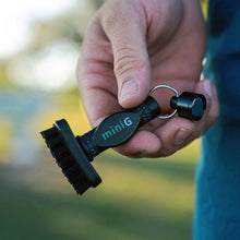 Load image into Gallery viewer, Grooveit miniG – Compact Dry Golf Brush
